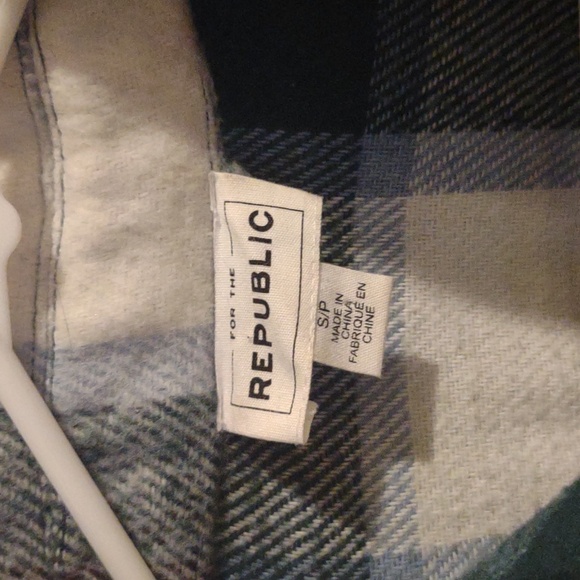For The Republic Women's Small Green and White‎ Plaid Crop Utility Jacket - Picture 2 of 6